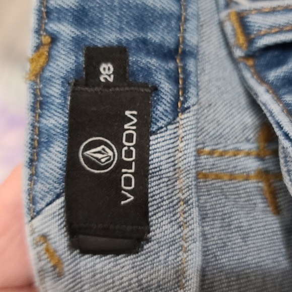 Volcom Womens?Jeans Stoned Straight High Rise Ankle Raw Hem Distressed Sz 28 EUC - Picture 10 of 15